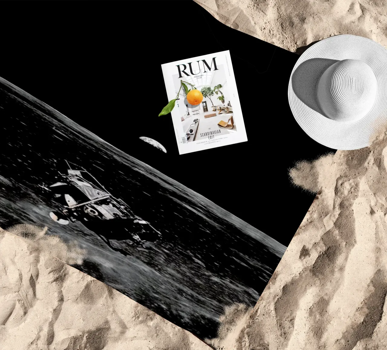 Ascent telo mare da Vintage by JUNIQE