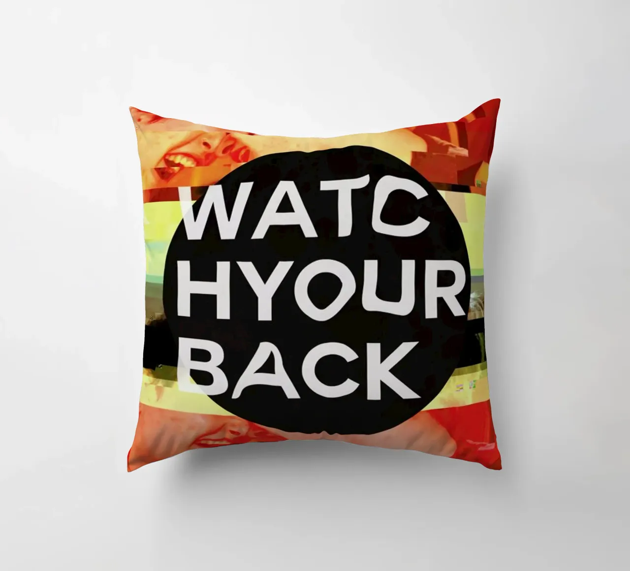 Glitch - Watch Your Back cuscino da Ash Nico
