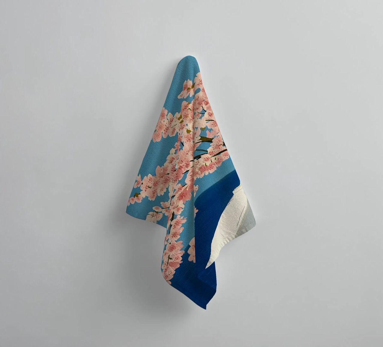 Vue sur Santorin serviette de bain de Curious Canvas
