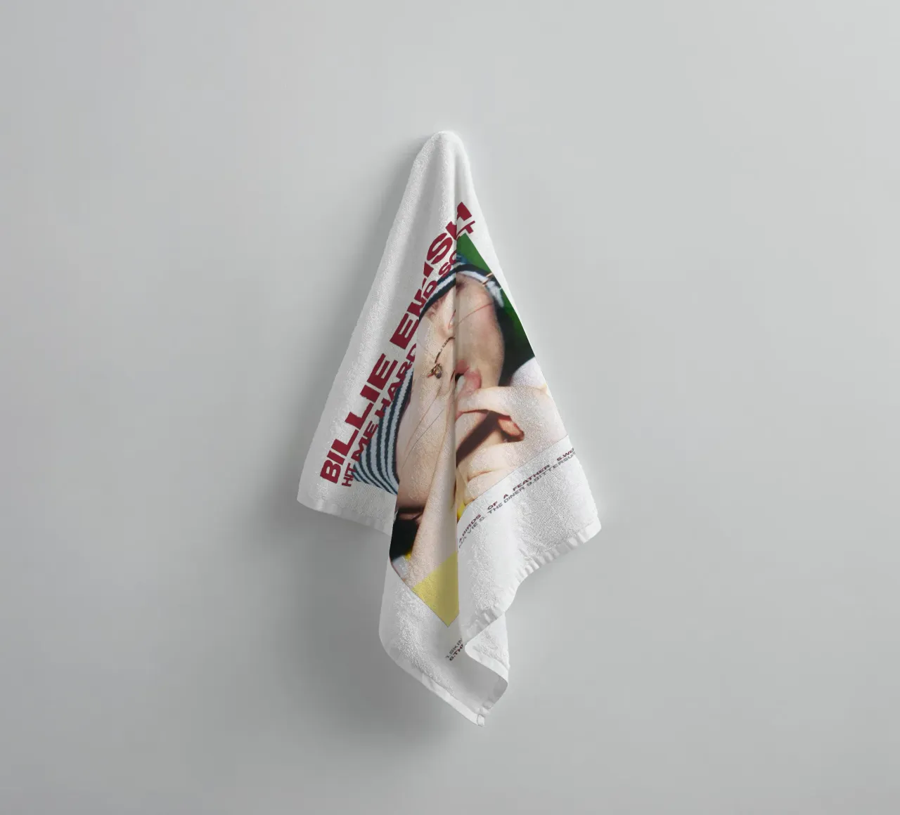Hit Me Hard and Soft - Billie Eilish asciugamano da bagno da Attaboy Dsgn
