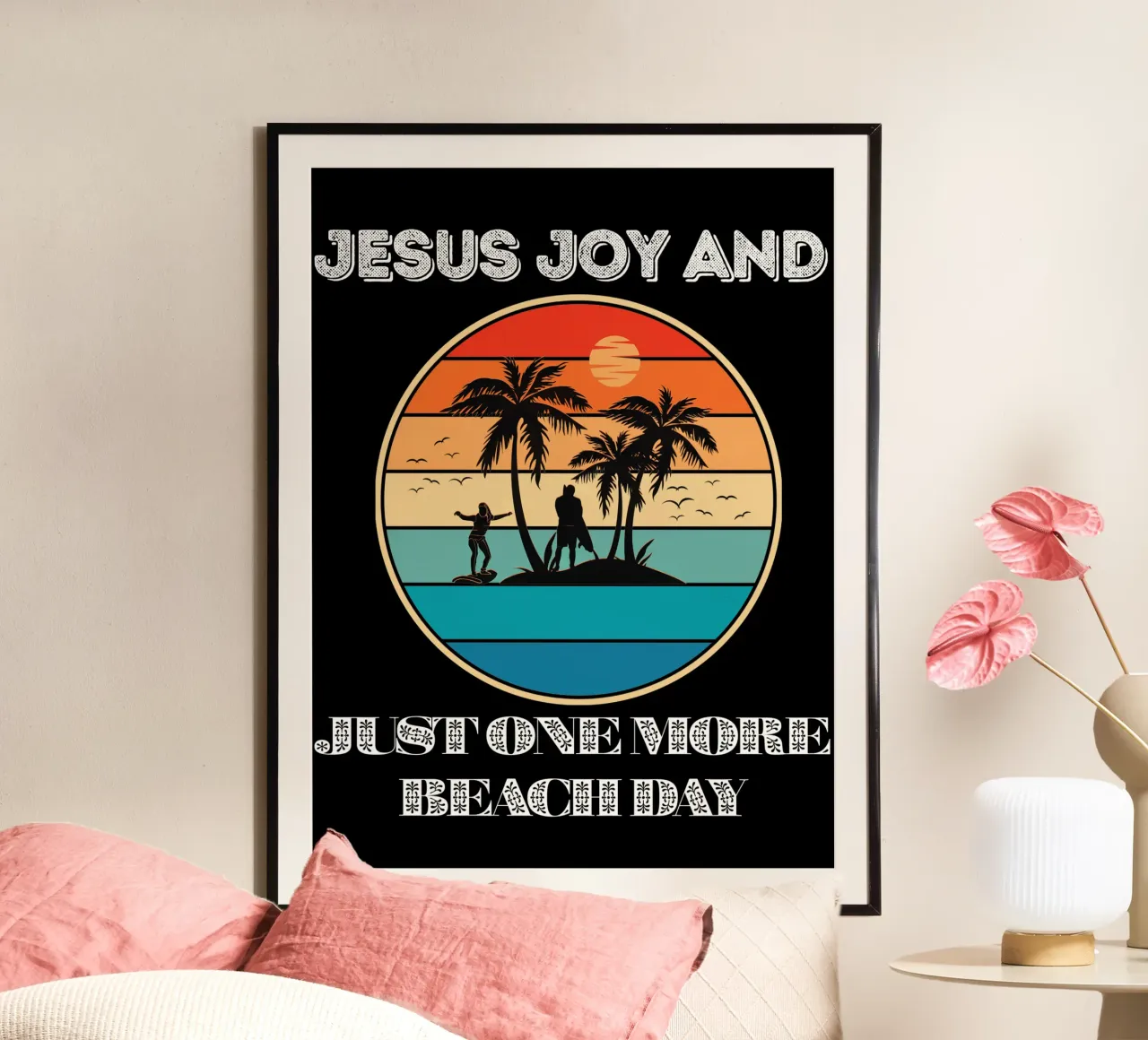 Alimentato da Gesù, dalla gioia e dalle interminabili giornate in spiaggia Gesù, gioia, spiaggia poster con telaio in legno da Lionandlamb