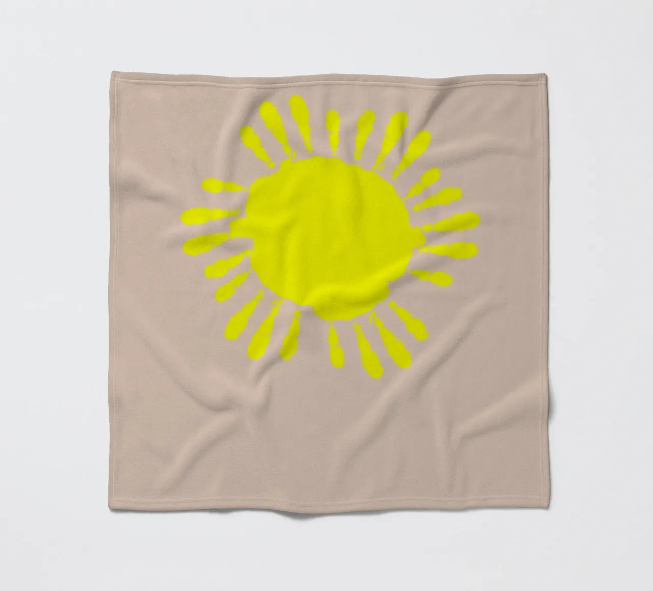 the sun. small hands. (mehrere Varianten verfügbar) coperta in pile da FRICKE DESIGN