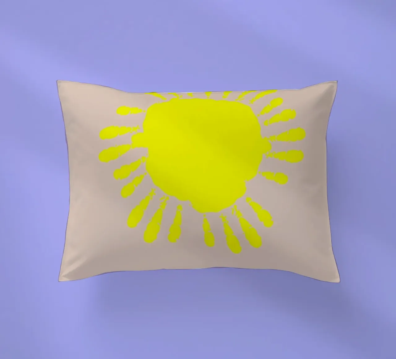 the sun. small hands. (mehrere Varianten verfügbar) cuscino da FRICKE DESIGN