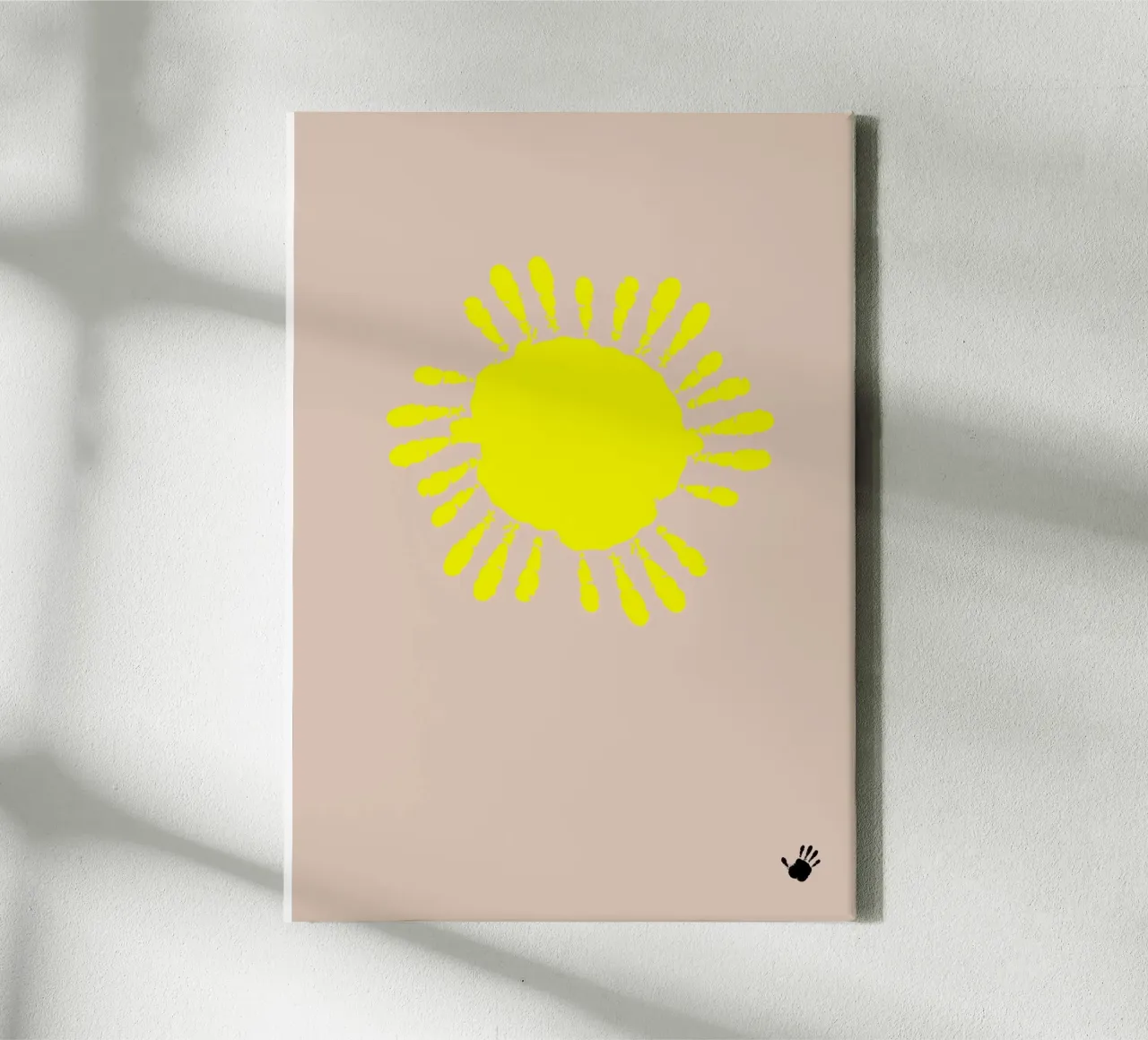 the sun. small hands. (mehrere Varianten verfügbar) tela con Cornice a cassetta da FRICKE DESIGN