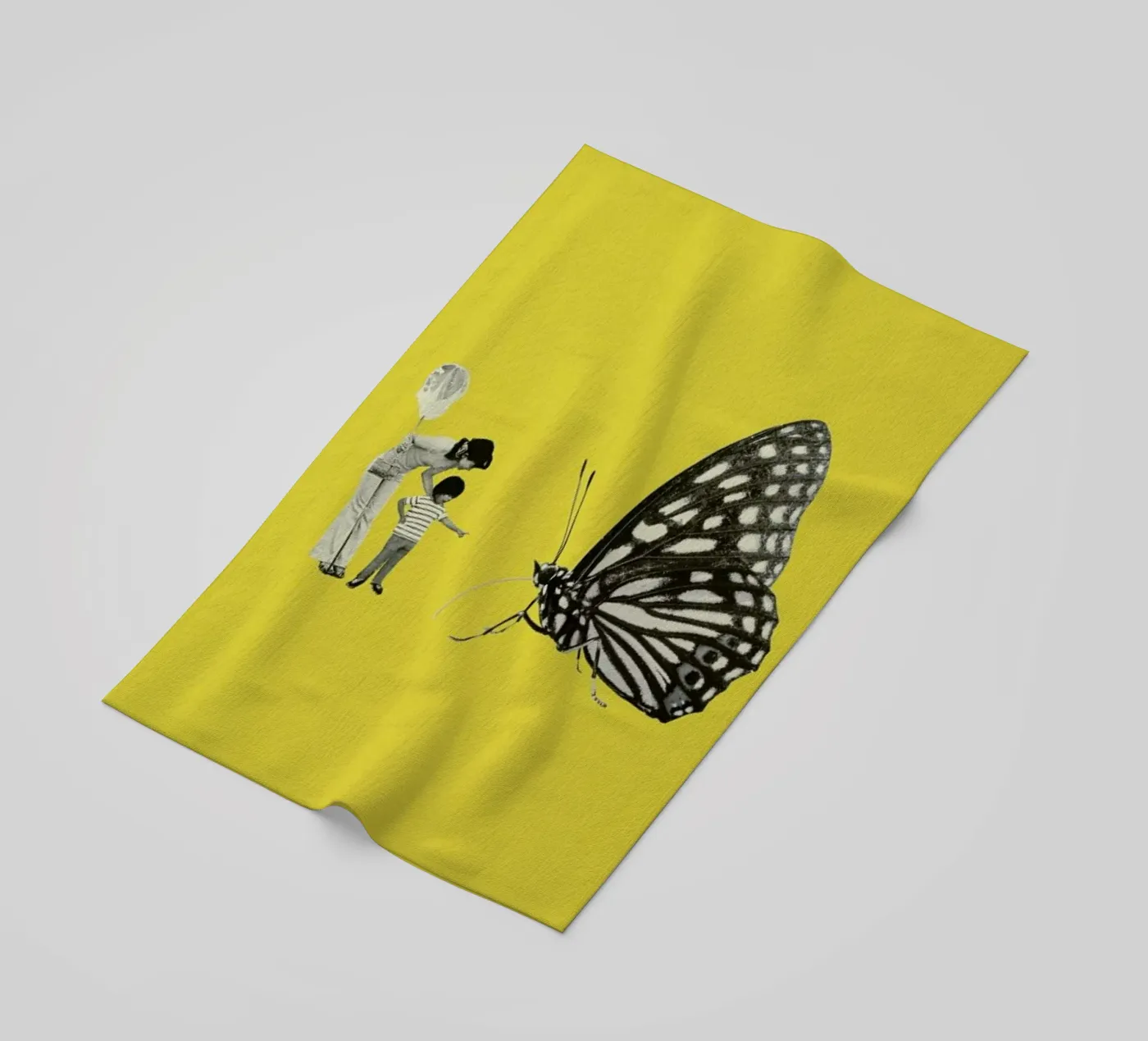 Tiny Animals beach towel by Maarten Léon