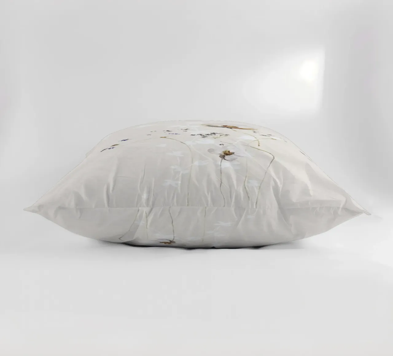 Japanese Ikebana 1 - Blumen Aquarell Blütenkunst kussen van Monika Strigel