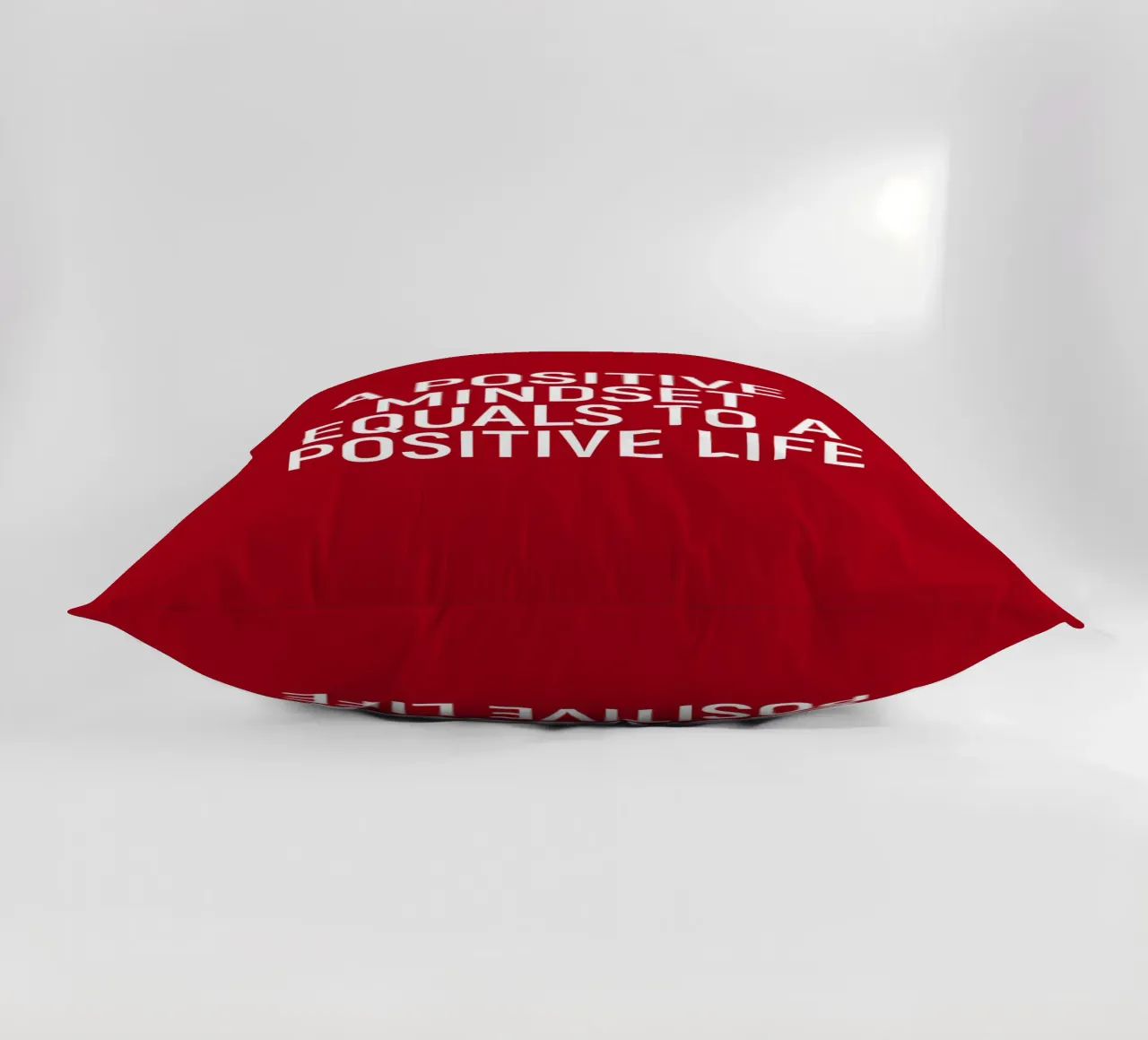 A positive mindset equals a positive life cuscino da positivepipo