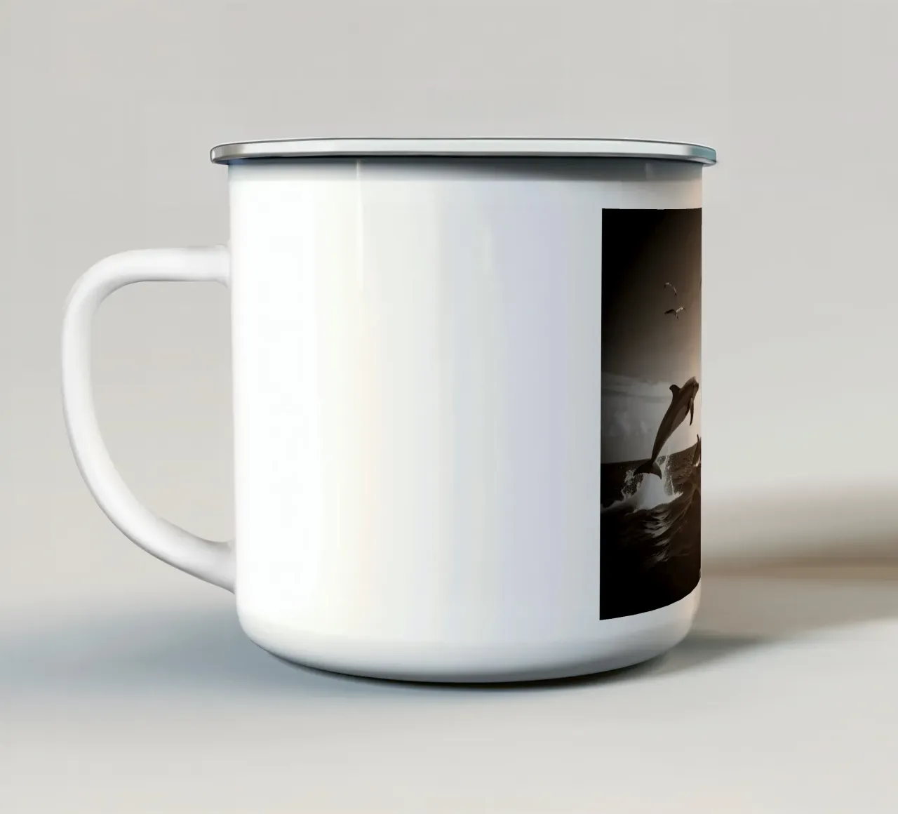 ROBOT SUR UN VOILIER. Vintage tazza in smalto da Thierry vobmann photography