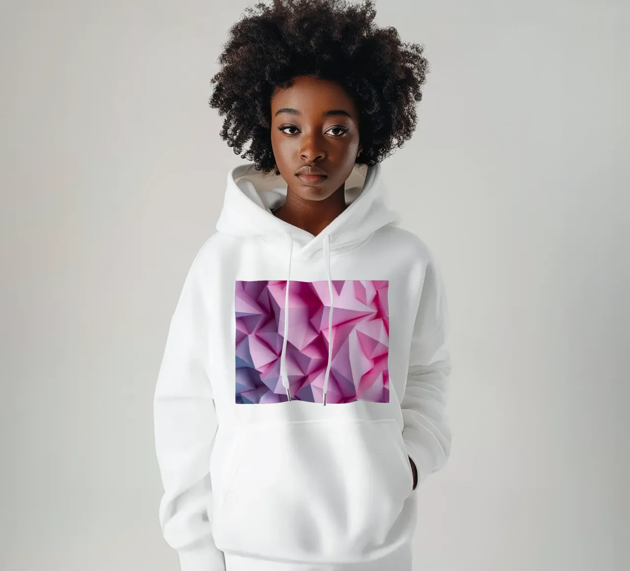 Le colorate forme geometriche 3D creano un intrigante astratto. felpa con cappuccio da DesignDoodle