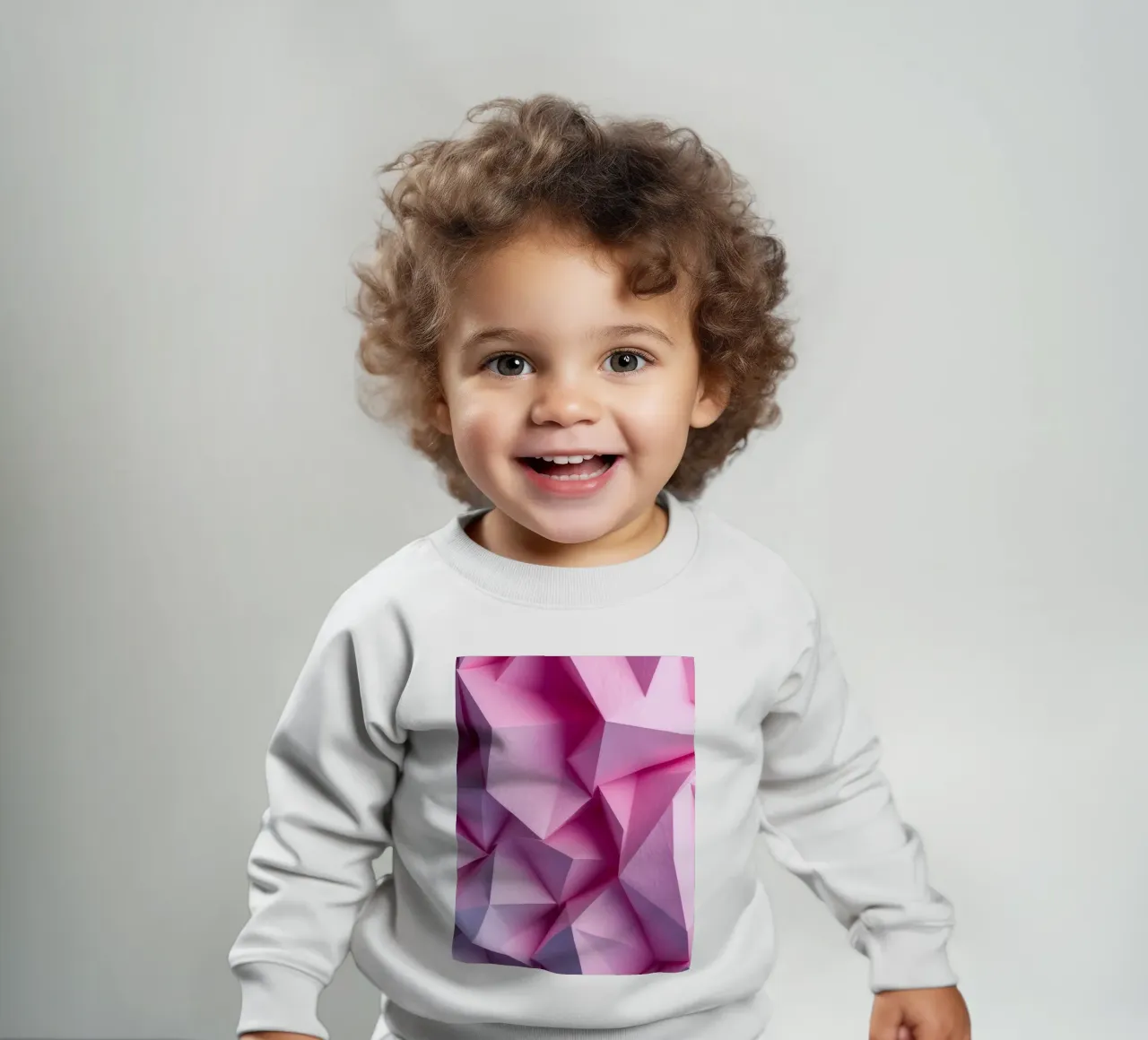 Le colorate forme geometriche 3D creano un intrigante astratto. felpa neonato da DesignDoodle