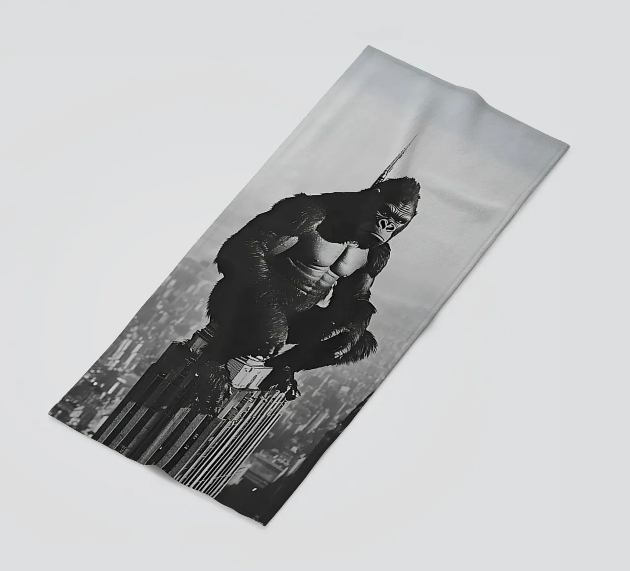 King Kong nella Torre telo mare da christal shop