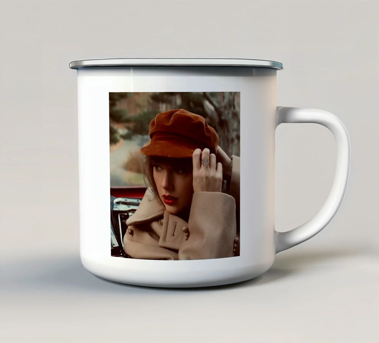 Cappello marrone Swift tazza in smalto da AARON