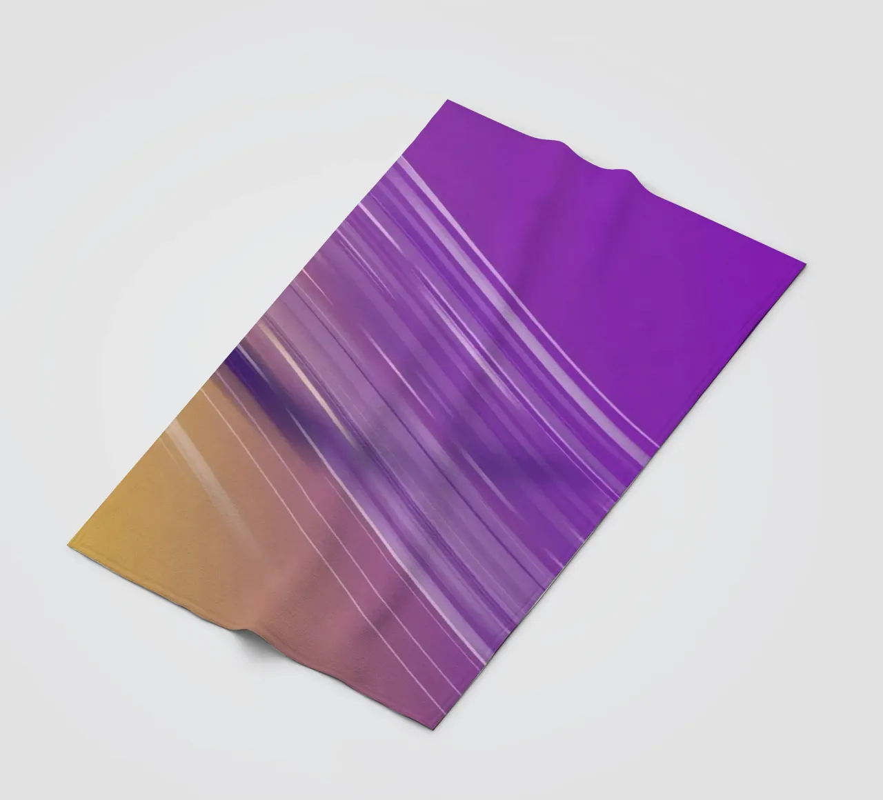 composizione di linee morbide e fluide in viola e giallo coperta in pile da DesignDoodle