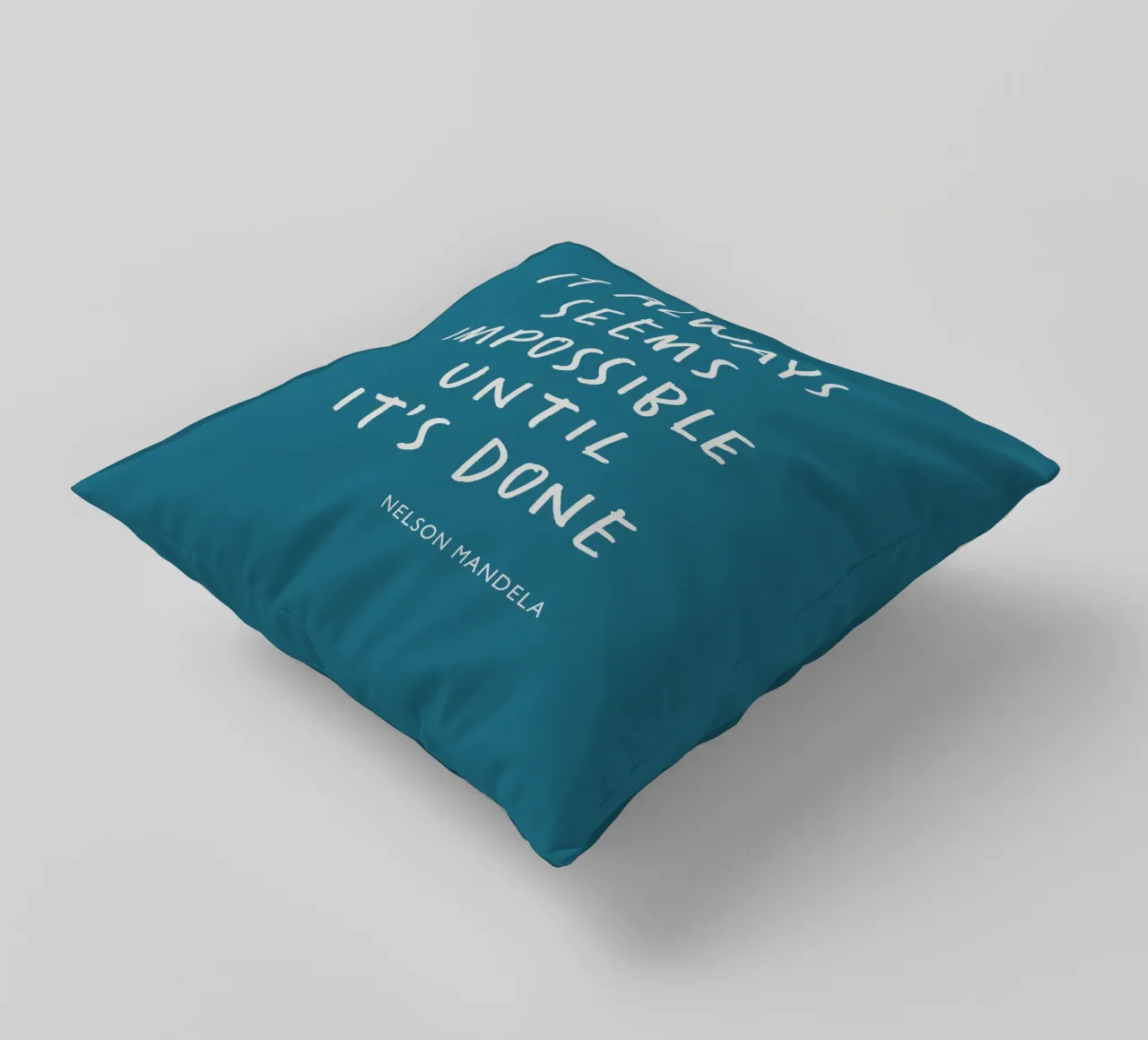 Cela semble toujours impossible jusqu'à ce que ce soit fait Typographie Imprimé coussin de THE MOTIVATED TYPE