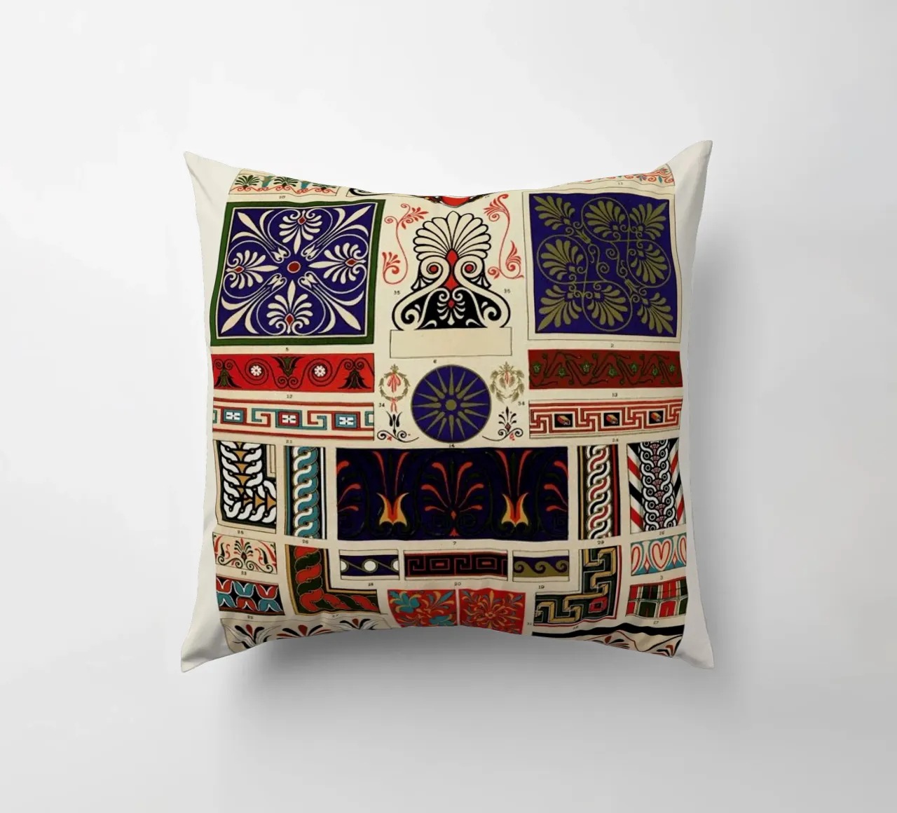 Racinet -  Greek Ornamental Pattern II cuscino da Vintage by JUNIQE
