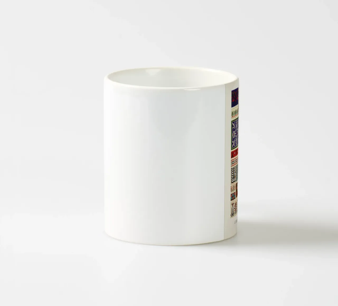 Racinet -  Greek Ornamental Pattern II tazza in ceramica da Vintage by JUNIQE