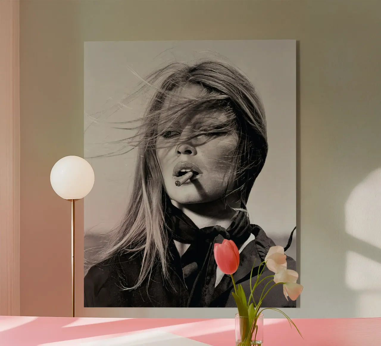 Sigaro in Spagna, 1971 plexiglass da Lorraine Mooore