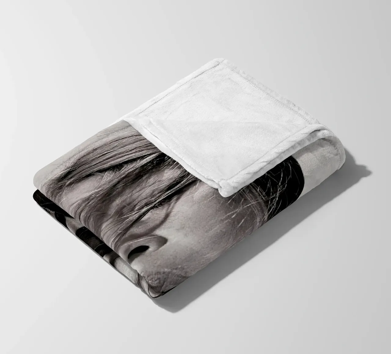 Sigaro in Spagna, 1971 coperta in pile da Lorraine Mooore
