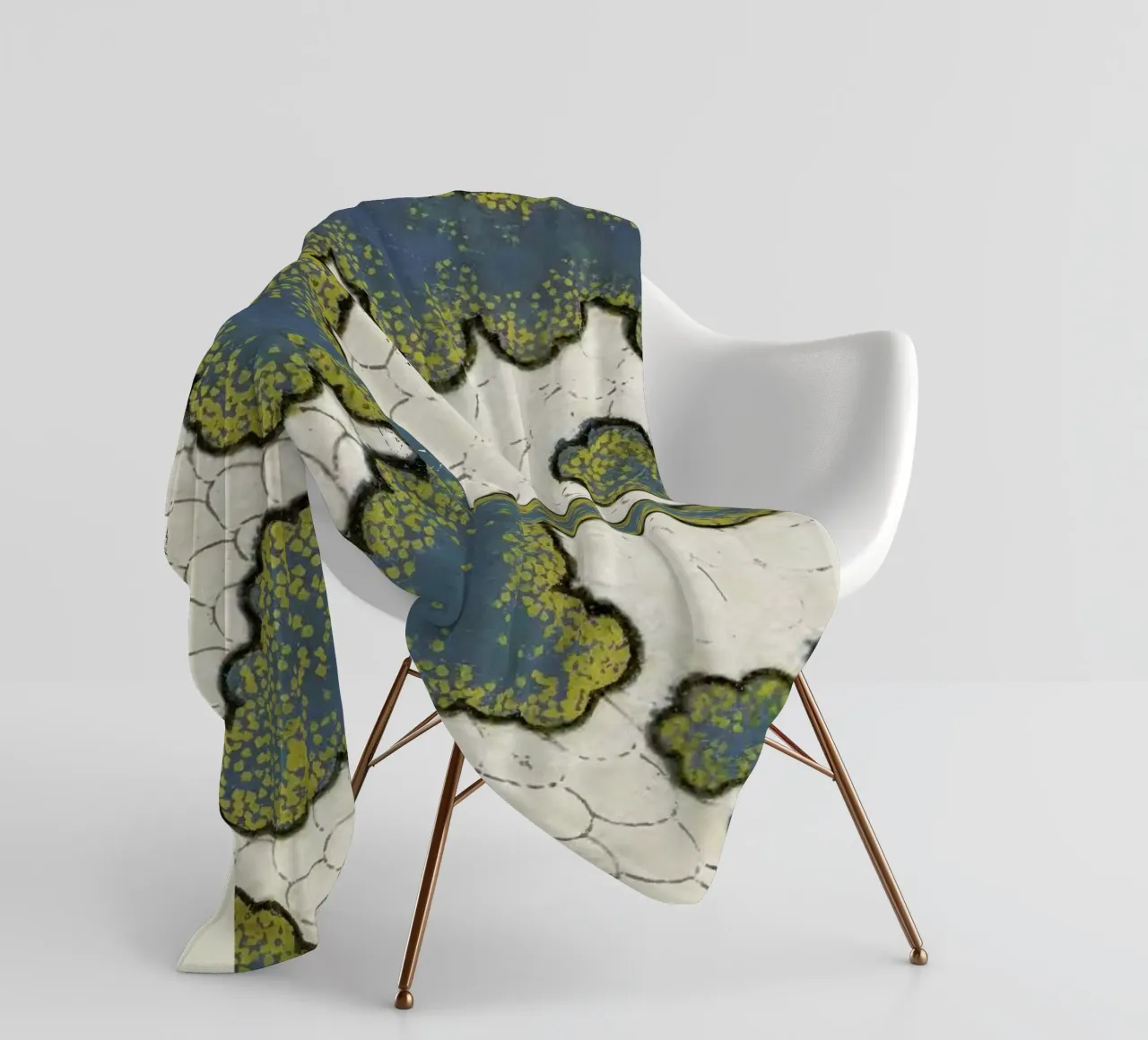 Shin-Bijutsukai - Pattern Fleecedecke von Vintage by JUNIQE