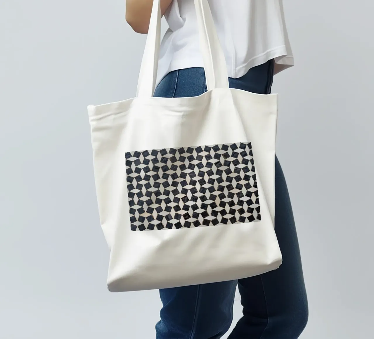 Moroccan tiles in black and white borsa in juta da photolovers