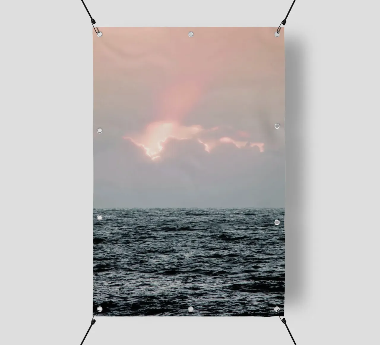Tramonto sull'oceano telo in pvc da Ingrid Beddoes