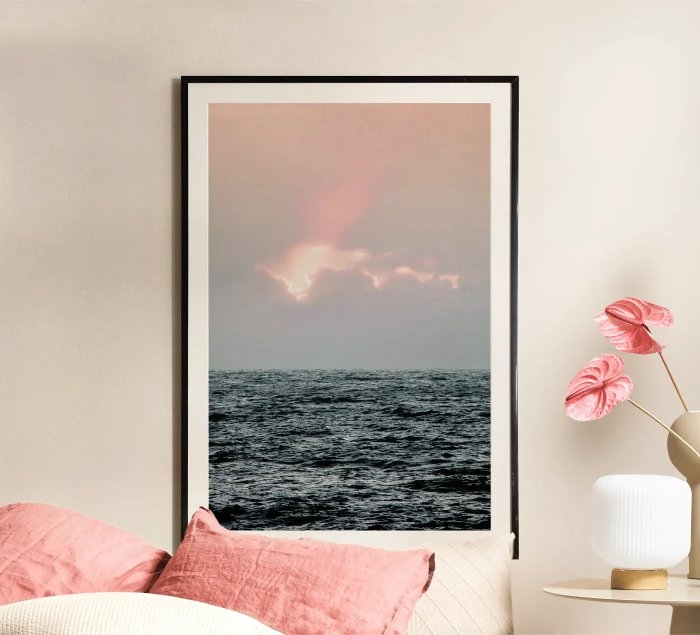 Sonnenuntergang am Meer Poster von Ingrid Beddoes