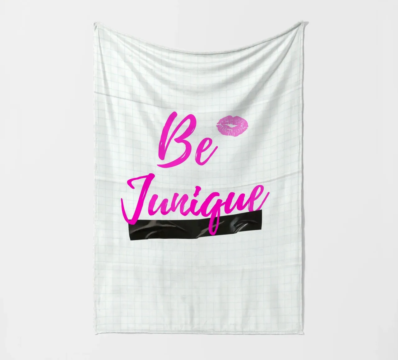 BE JUNIQUE Fleecedecke von Einfach Uebel