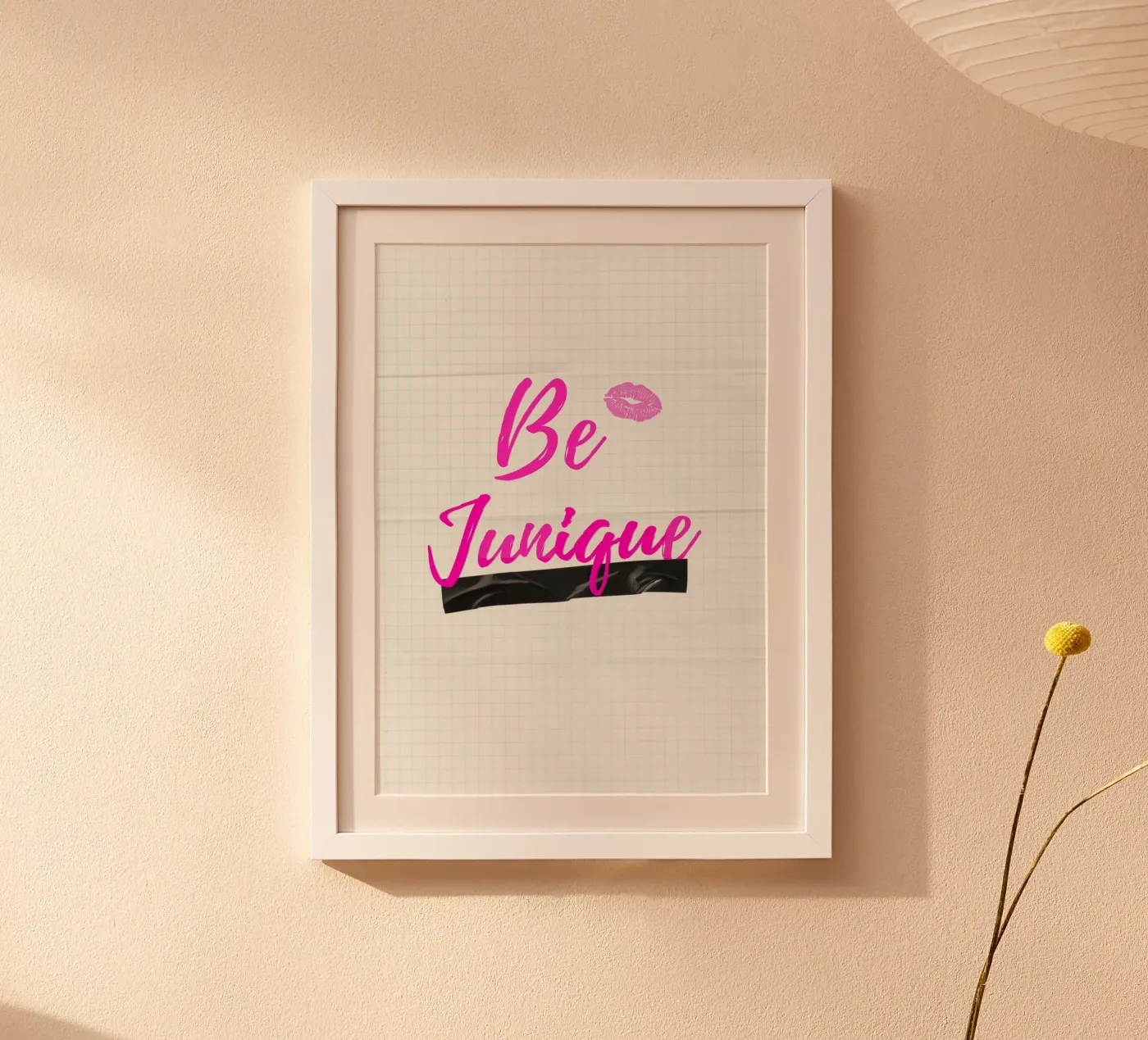 BE JUNIQUE poster de SMRT STUDIO