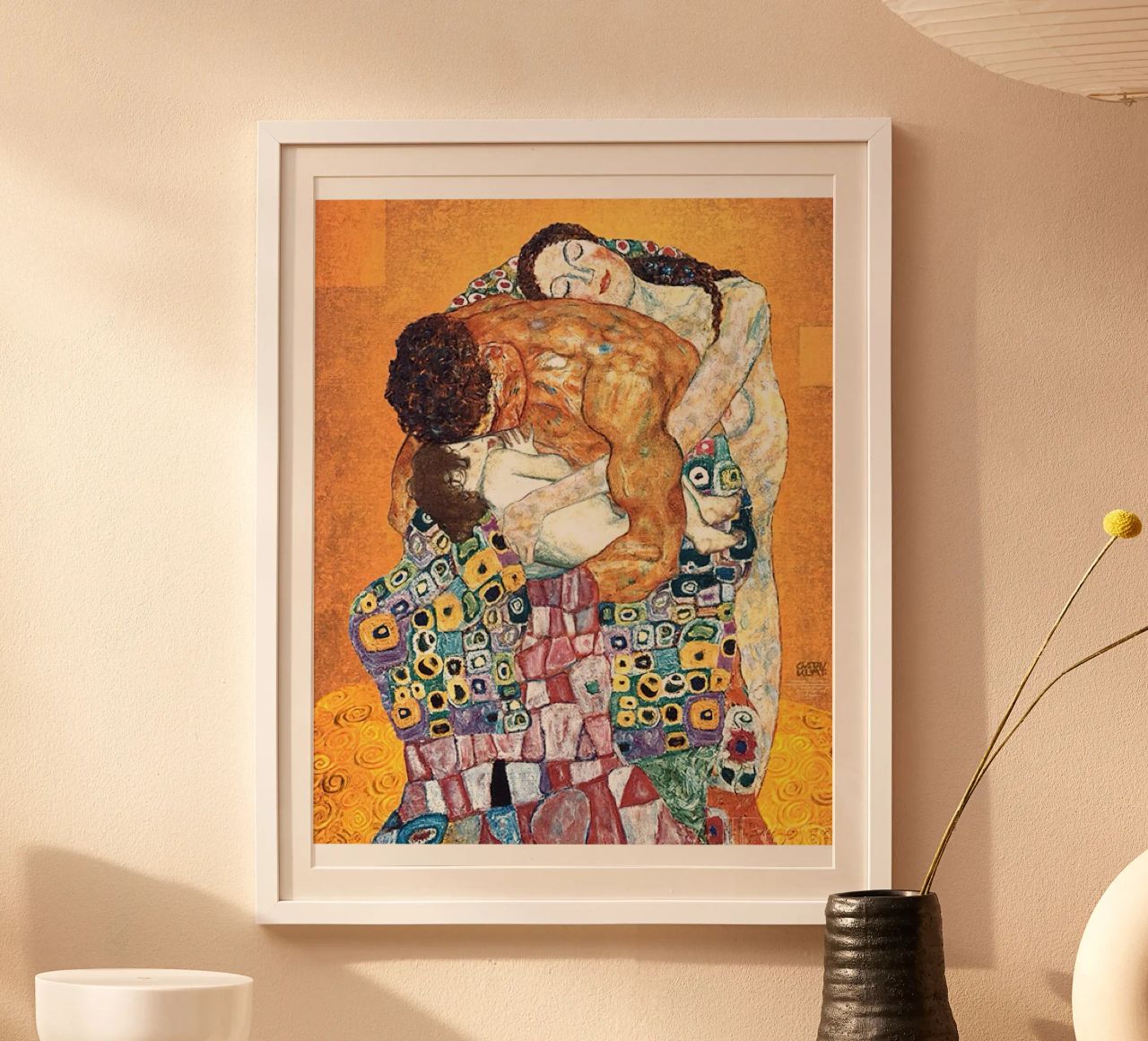 Gustav Klimt Familie Umarmung Poster von DuncanBennett shop