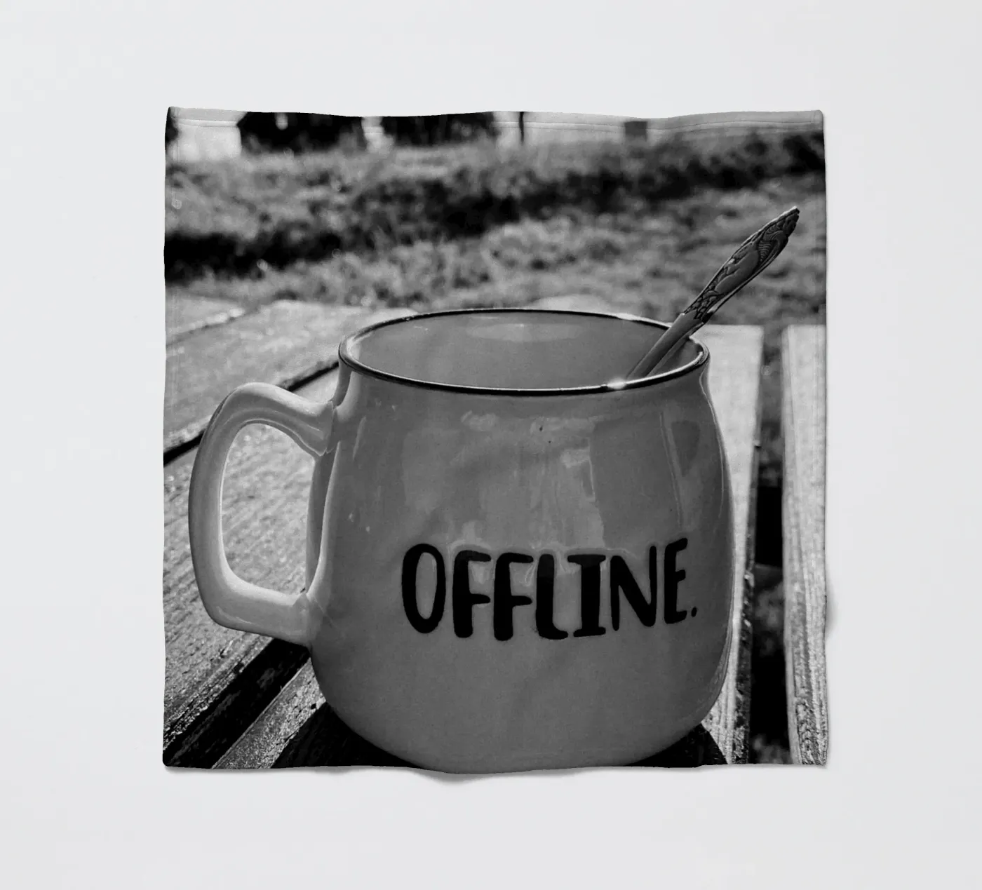 OFFLINE coperta in pile da SMRT STUDIO