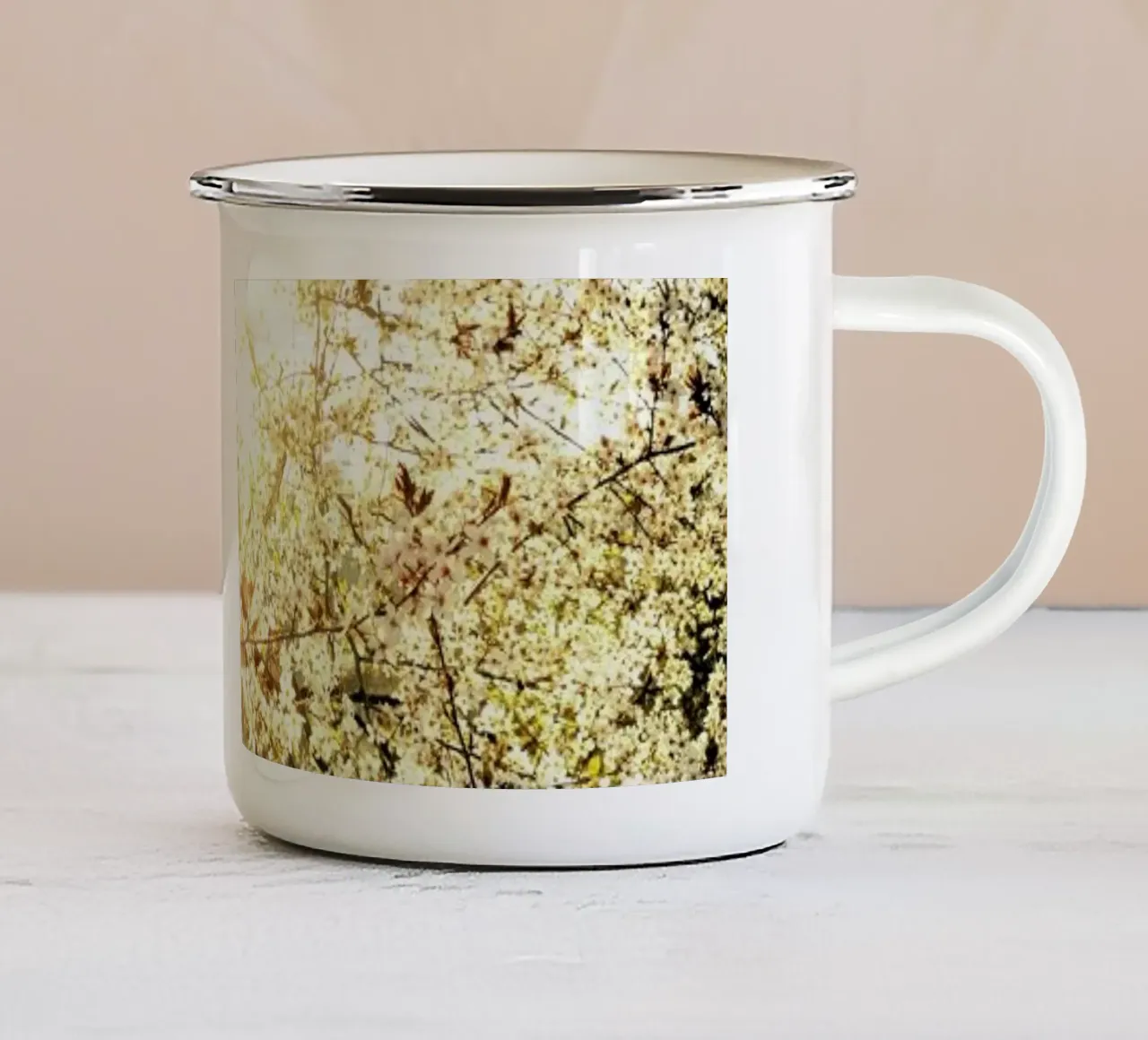 Hope tazza in smalto da Angelo Cerantola