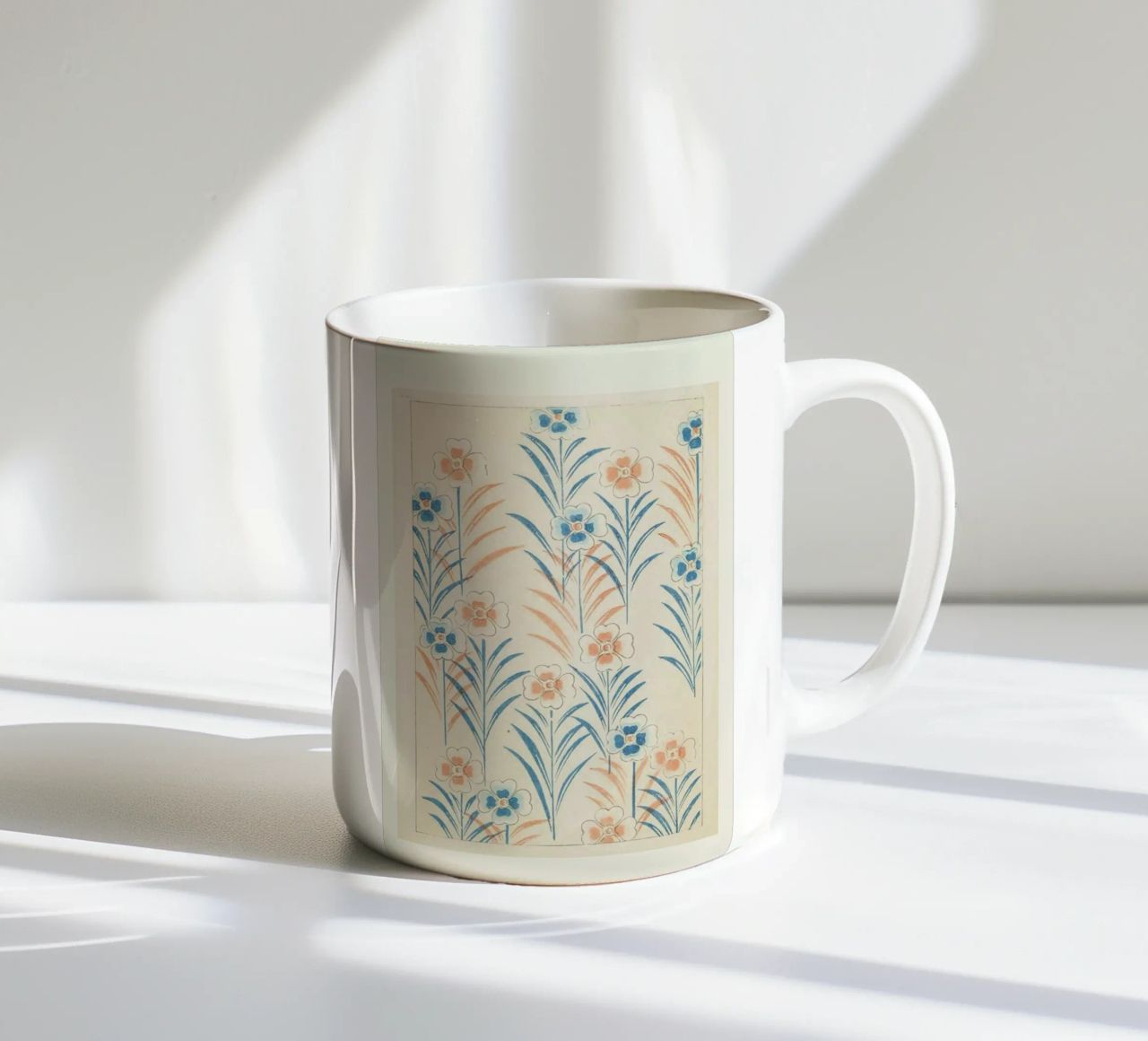 Shin-Bijutsukai - In Bloom tazza in ceramica da Vintage by JUNIQE