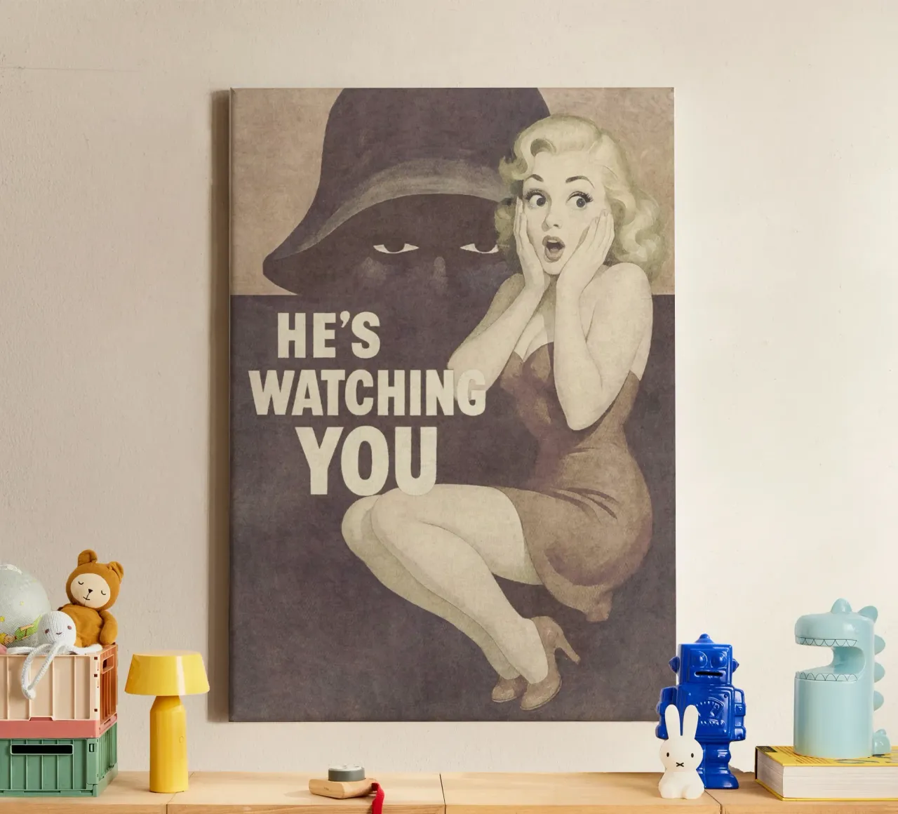 Poster Pinup d'epoca contro lo spionaggio: ti sta osservando tela con Cornice a cassetta da Hecate Pim Designs