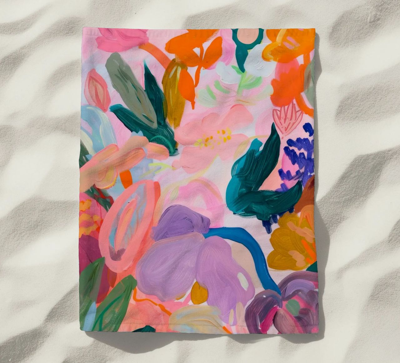 Bloemen Abstract Kleurrijke Kunstdrukken, Abstract Bloemenkunstwerk strandhanddoek van Boheme