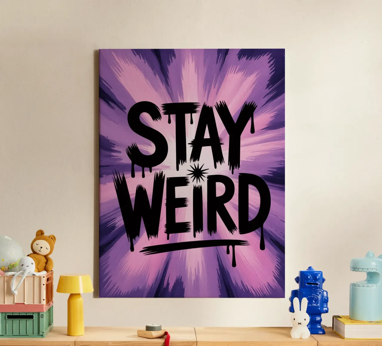 Stay Weird - Psychedelisches Zitat Poster in Lila Tönen Leinwand mit Schattenfugenrahmen von logic