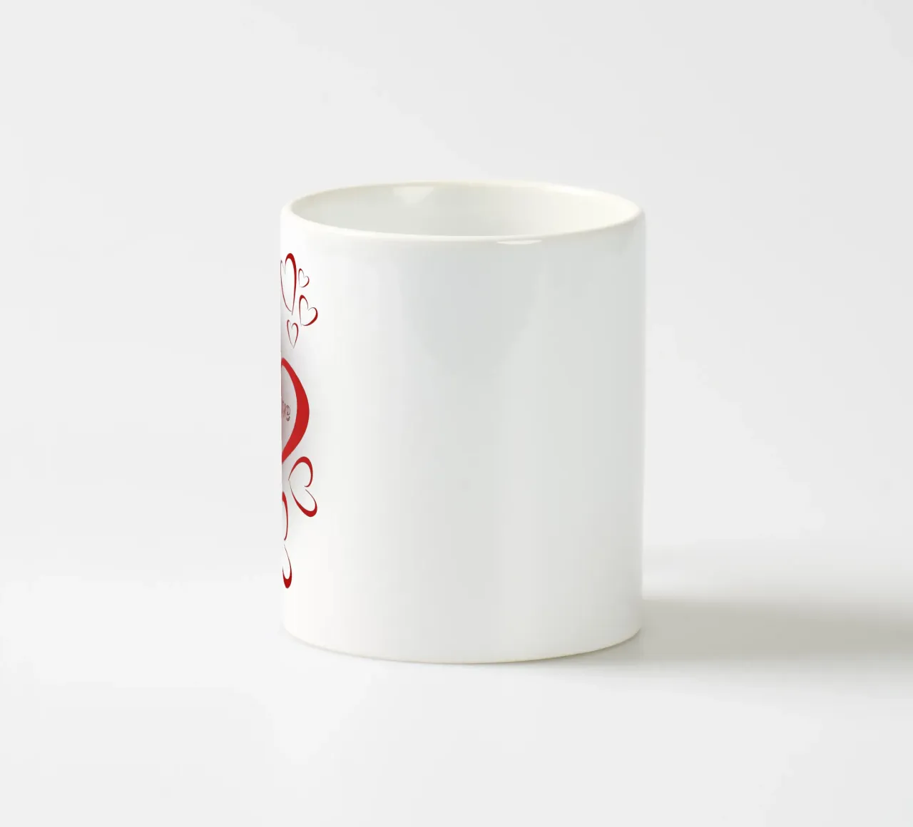 Cuore rosso con "My Love" e cuoricini all'esterno tazza in ceramica da StrindesignStudio