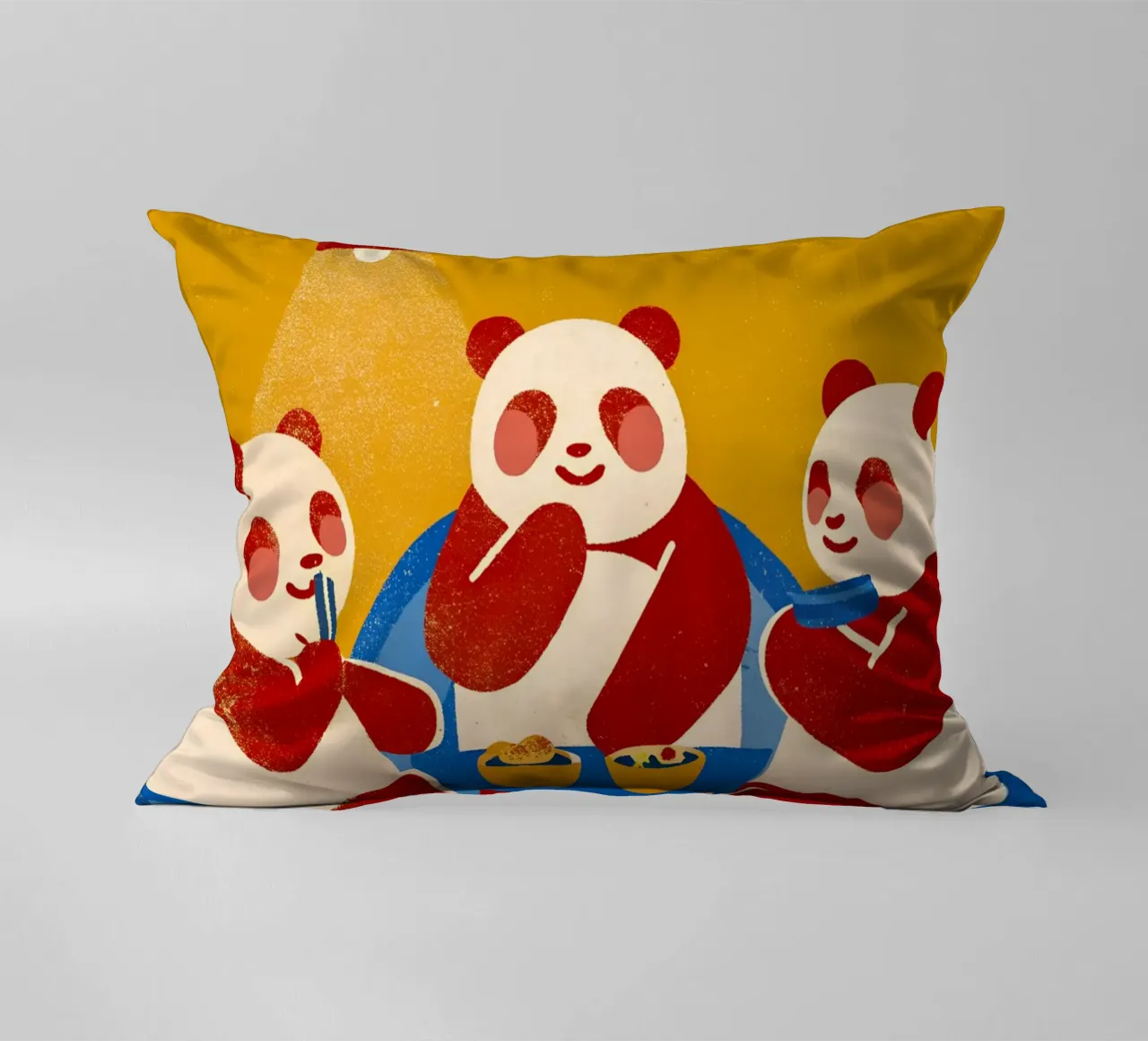 Panda seduto e rilassato cuscino da THE LATEST SHOP