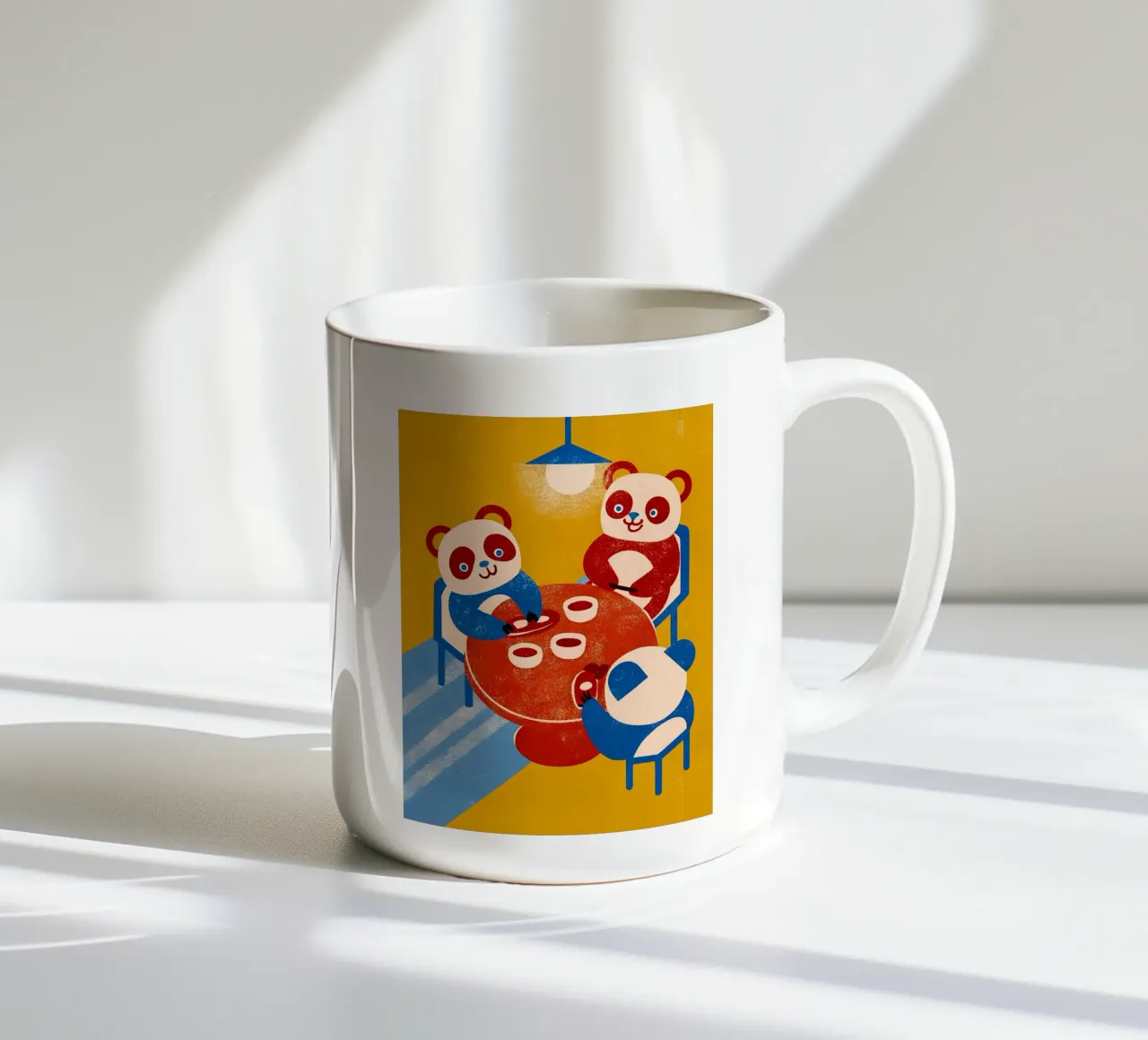 Panda seduto e rilassato tazza in ceramica da THE LATEST SHOP