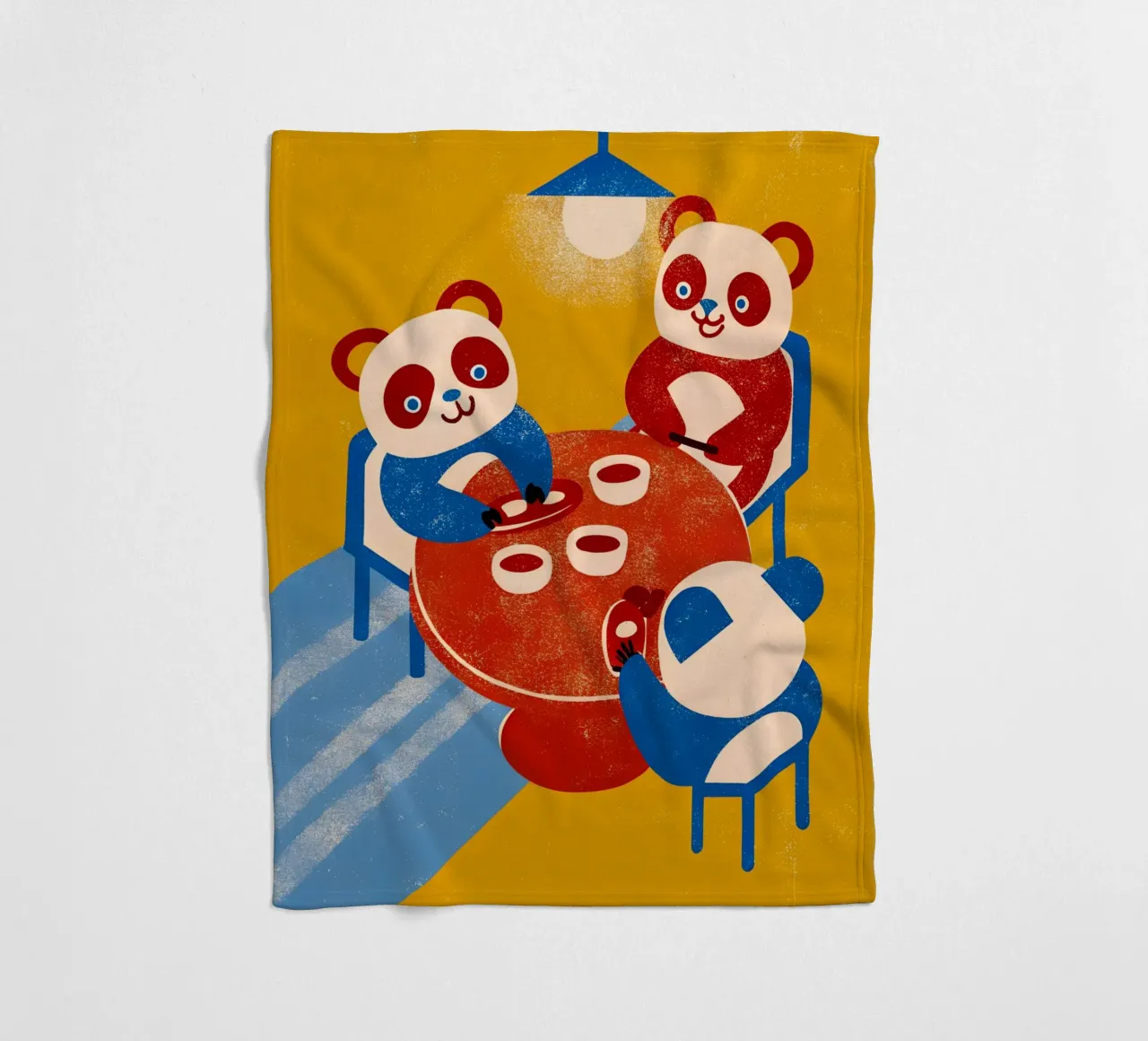Panda seduto e rilassato coperta in pile da THE LATEST SHOP