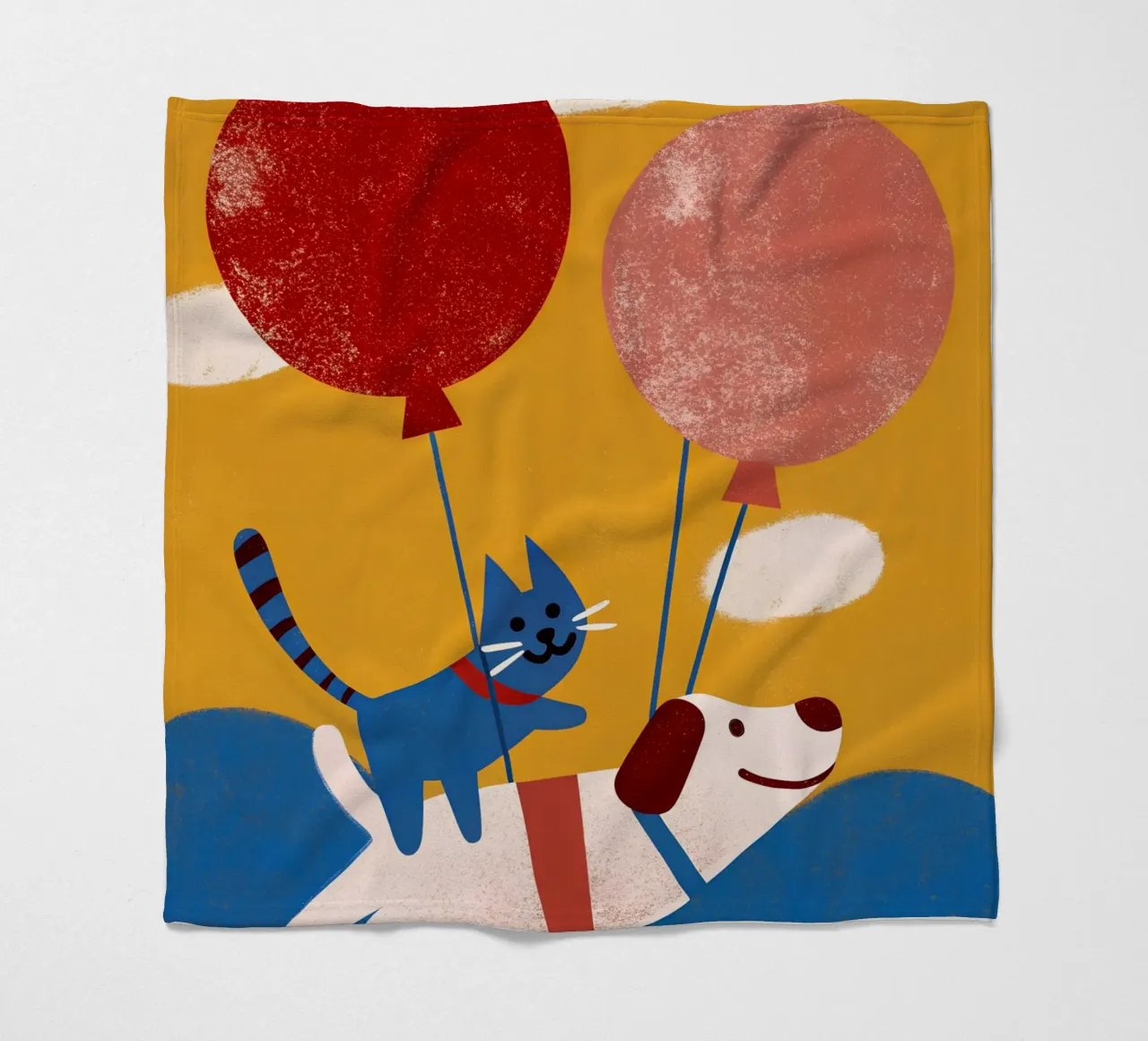 Cane e gatto in palloncini coperta in pile da THE LATEST SHOP