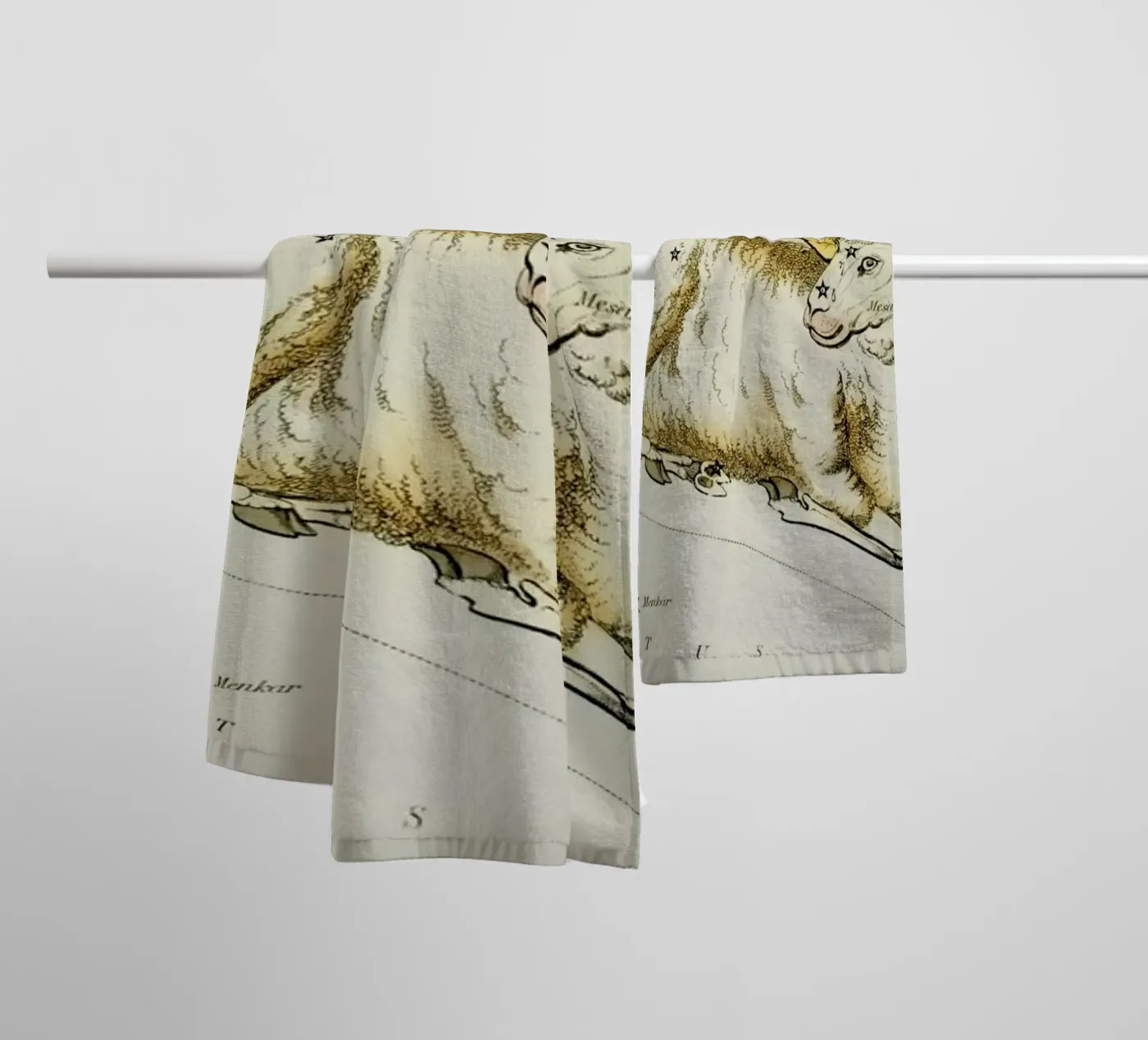 Aries badhanddoek van Vintage by JUNIQE