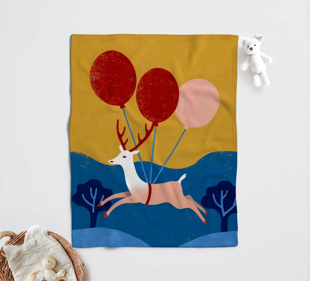 Cervo con palloncino coperta in pile da THE LATEST SHOP