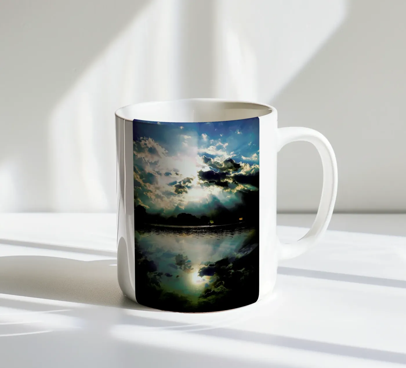 The Rays keramische mok van Angelo Cerantola