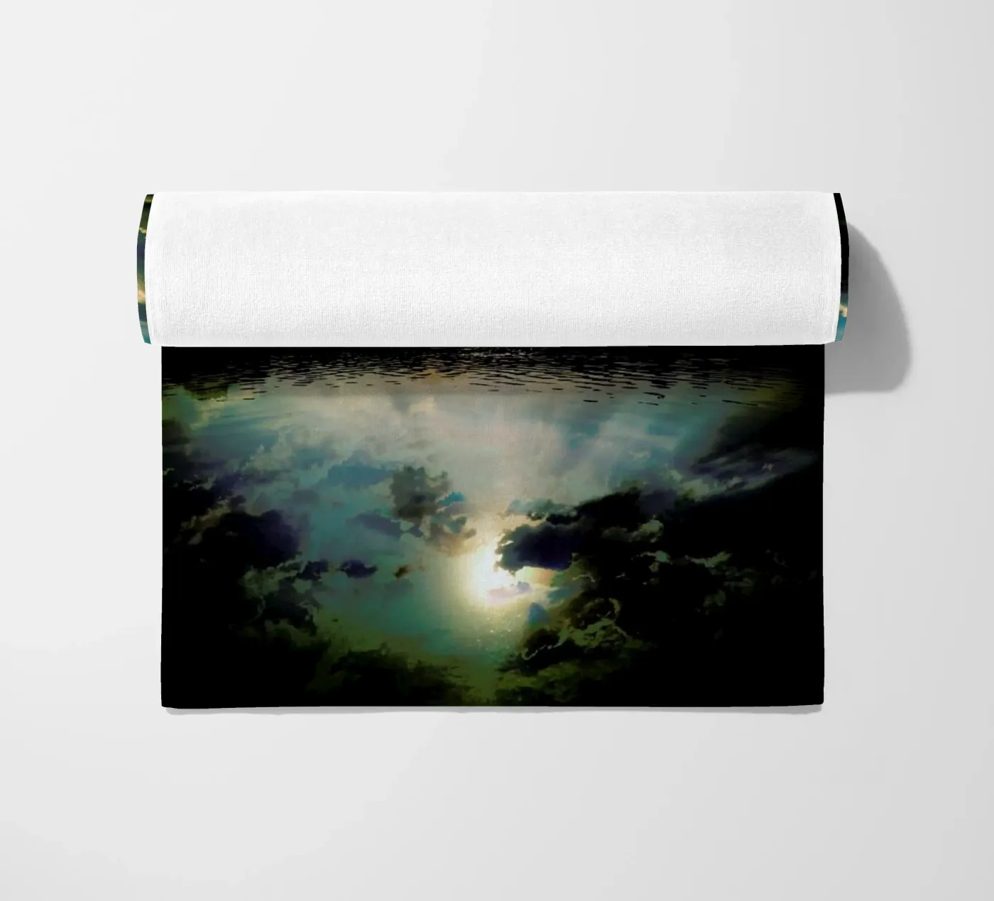 The Rays beach towel by Angelo Cerantola