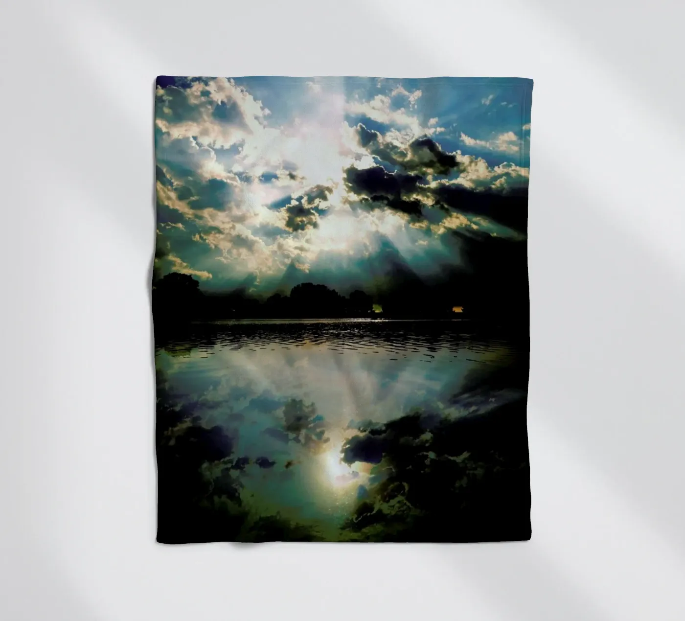 The Rays Fleecedecke von Angelo Cerantola