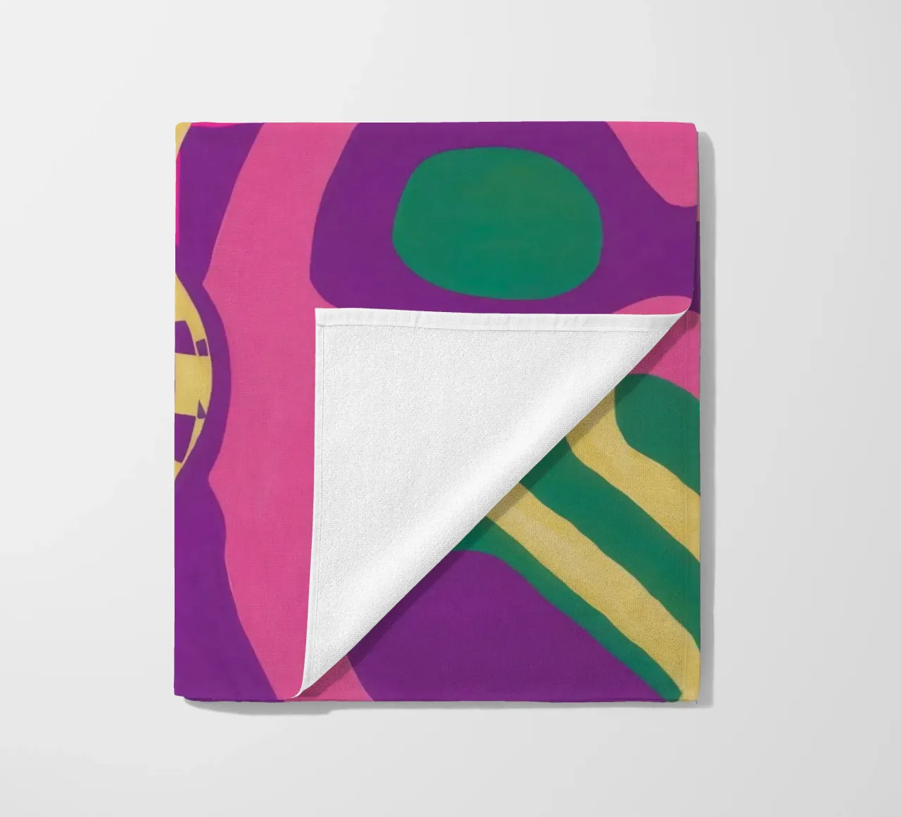 Magenta abstracte werveling strandhanddoek van Pake Nebula
