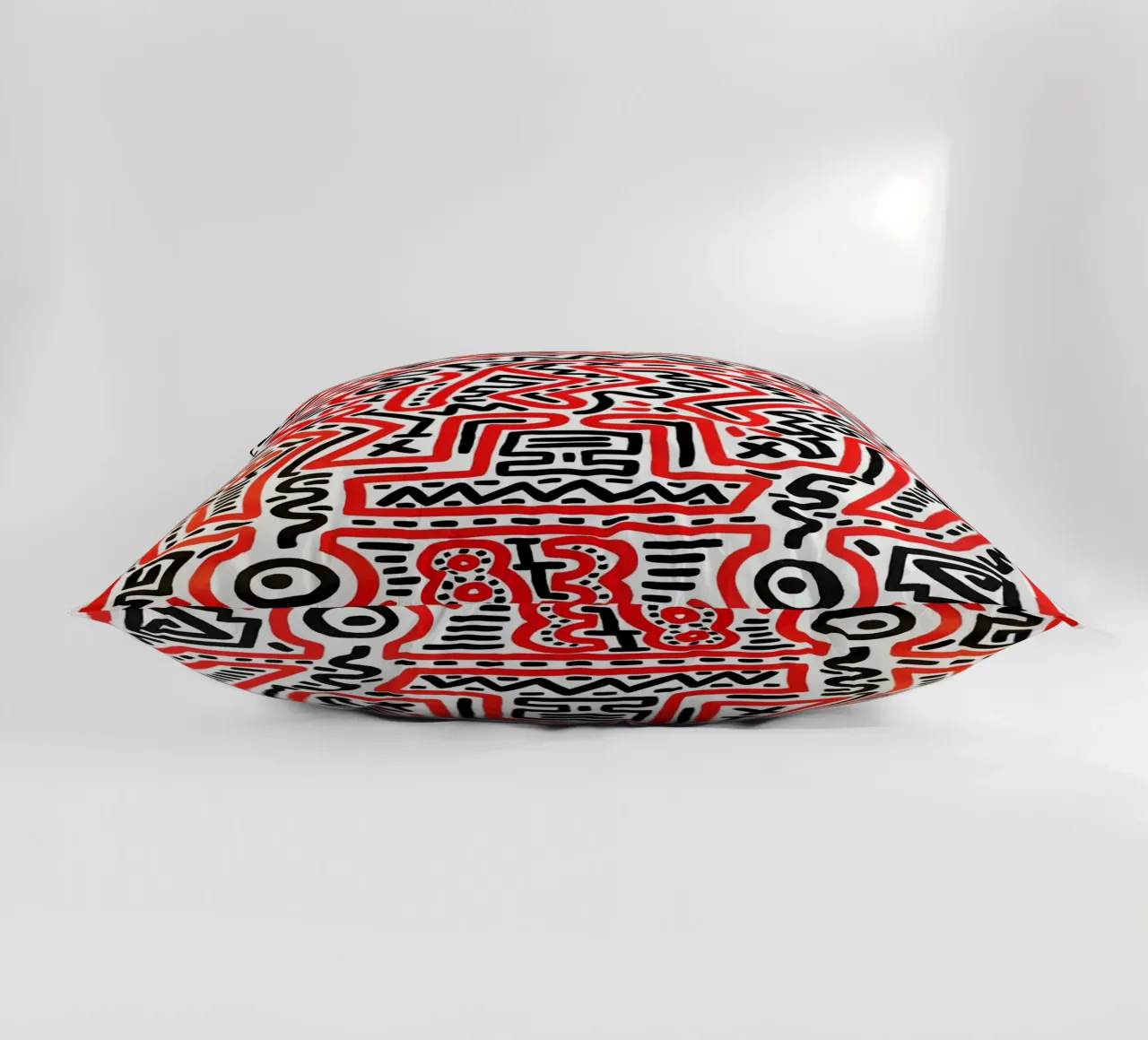 Keith Haring Collage Astratto cuscino da SRI WEDARI GALLERY