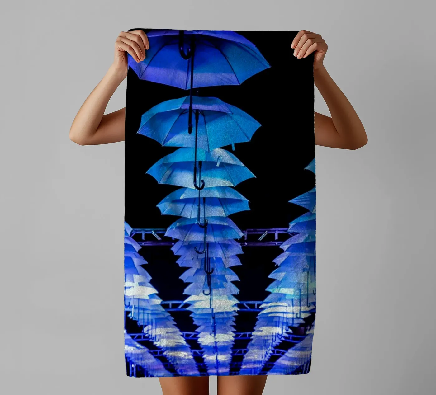 umbrellas installed towel by Bleu