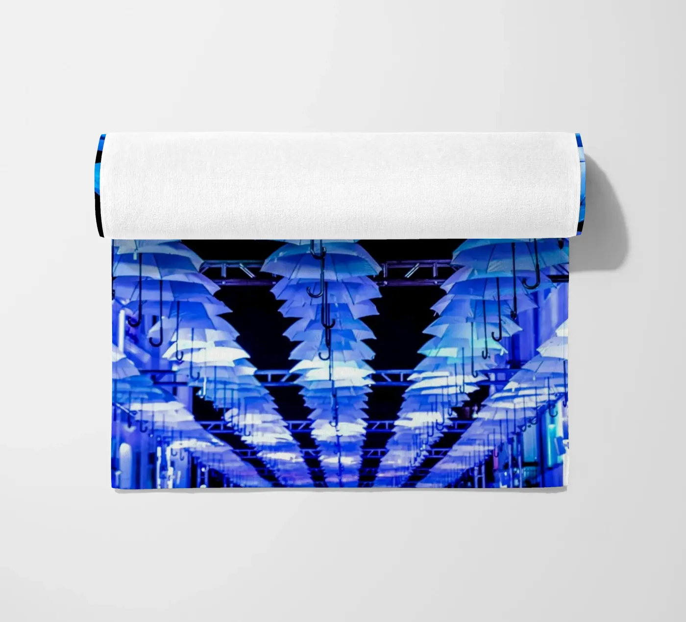 ombrelli installati telo mare da Bleu