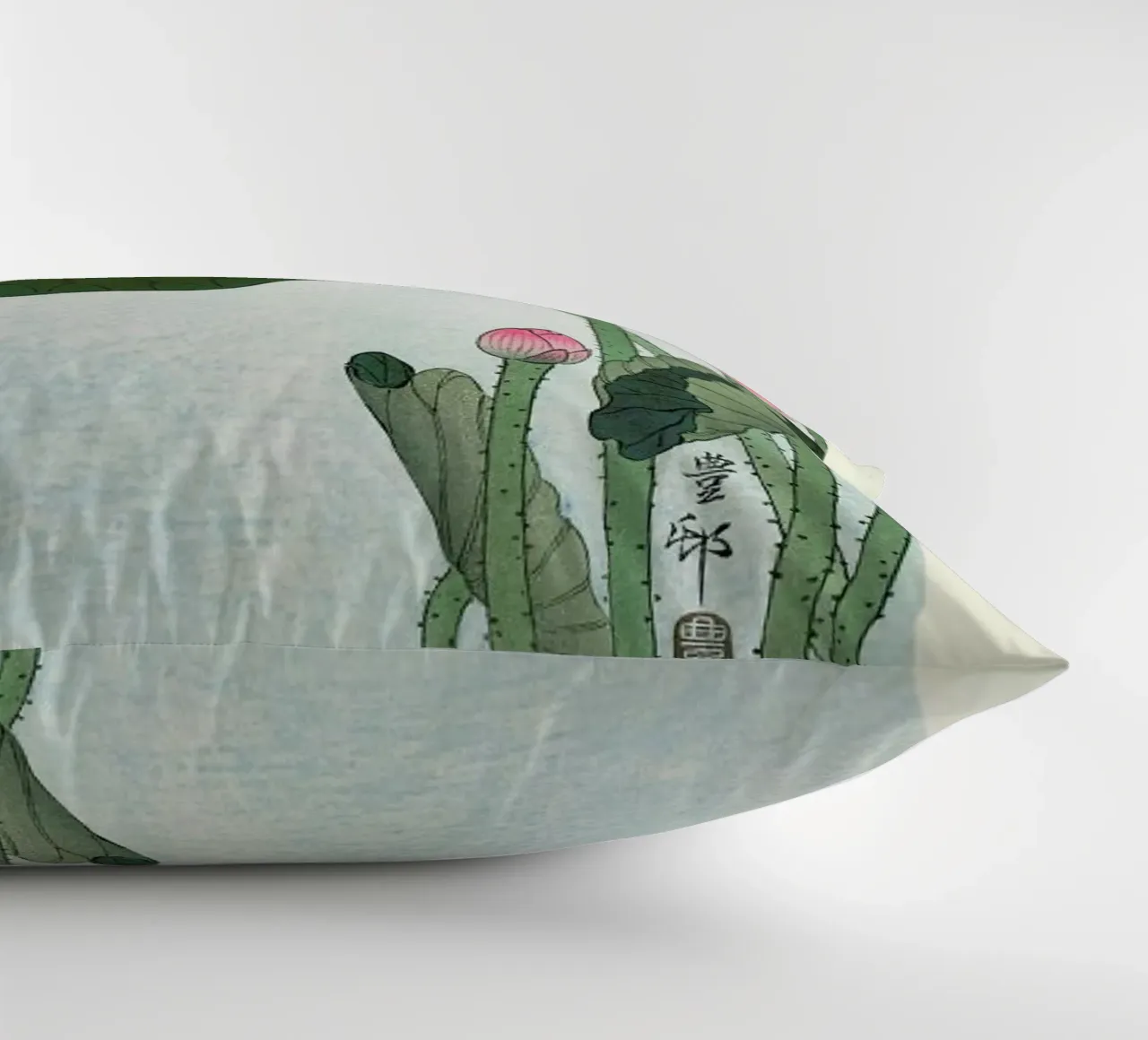 Koson - Lotus Flower cuscino da Vintage by JUNIQE